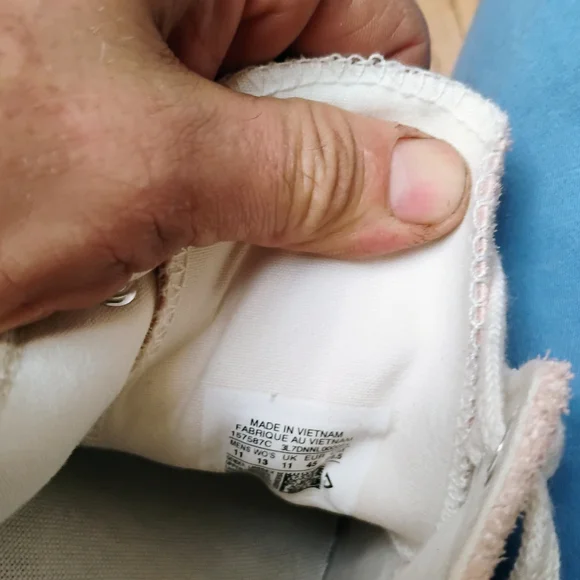 Converse Chuck 70 Low Dusk Pink 157587C Suede Sneakers - Picture 7 of 7